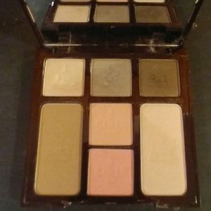 Charlotte Tilbury Instant Look in a Palette